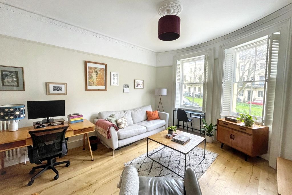 Powis Square